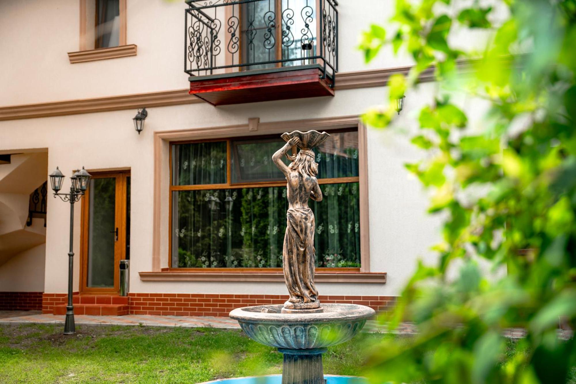 Boutique Marlen Panzió Vidombák Kültér fotó